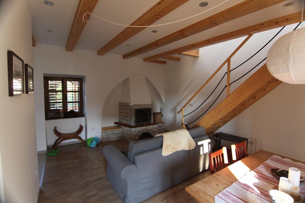 Holiday Home Kuca Na Moru Корнич Экстерьер фото